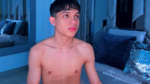 Sebastian online show from 16, 10, 2025