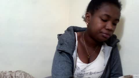Snapshot of secil3274 chatting on 21, 6, 2026 secil3274 online show from 21, 6, 2026