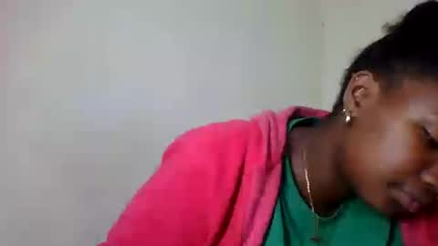 Snapshot of secil3274 chatting on 21, 7, 2026 secil3274 online show from 21, 7, 2026