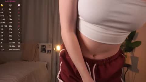 Snapshot of second_aid chatting on 23, 11, 2025 Brenda online show from 23, 11, 2025