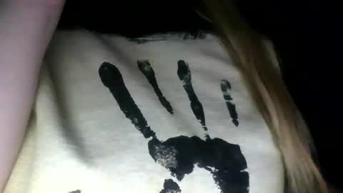 Sunny online show from 8, 4, 2026