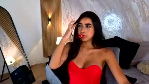 Snapshot of secret_ashley chatting on 17, 6, 2026 ASHLEY online show from 17, 6, 2026