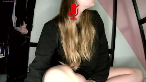 secretcouple67 online show from 7, 5, 2026