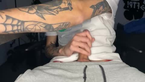 Snapshot of secretlust96 chatting on 13, 11, 2025 secretlust96 online show from 13, 11, 2025