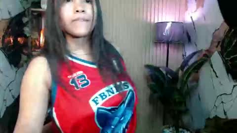 Snapshot of seductive_elle chatting on 22, 10, 2025 ellie online show from 22, 10, 2025