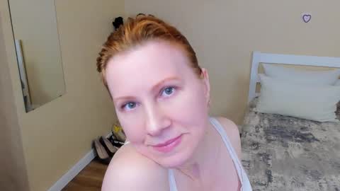 seductive_foxy_ online show from 20, 3, 2026