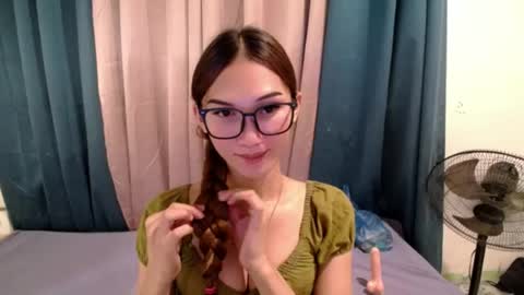 Snapshot of seductive_kimxxx chatting on 27, 7, 2026 your miss universe kim online show from 27, 7, 2026