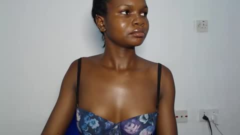 Snapshot of seductive_sugar247 chatting on 28, 3, 2026 seductive_sugar247 online show from 28, 3, 2026