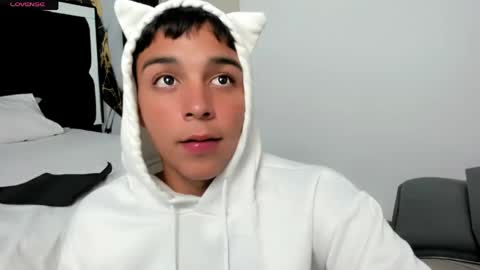 Snapshot of seductivo_jr chatting on 17, 5, 2026 seductivo online show from 17, 5, 2026