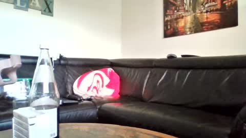 Sebastian online show from 6, 7, 2026