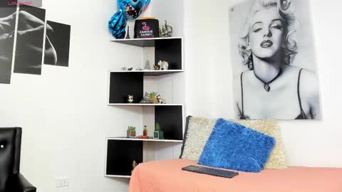 seelena_f online show from 4, 11, 2025