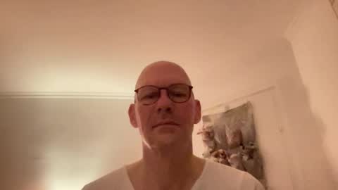 Snapshot of seethebigpicture chatting on 6, 6, 2026 seethebigpicture online show from 6, 6, 2026