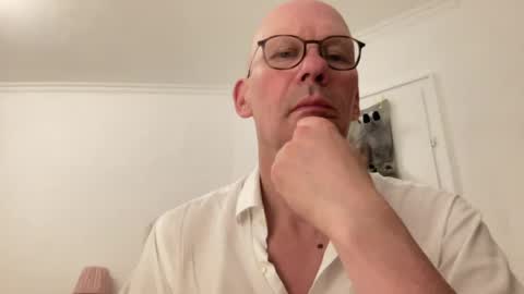 Snapshot of seethebigpicture chatting on 19, 6, 2026 seethebigpicture online show from 19, 6, 2026