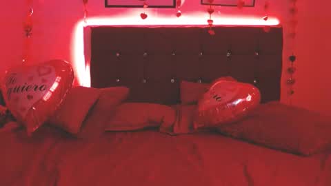 Snapshot of selena_hotmilf chatting on 14, 2, 2025 Selena online show from 14, 2, 2025