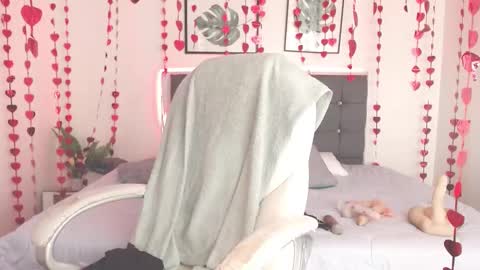 Snapshot of selena_hotmilf chatting on 16, 2, 2025 Selena online show from 16, 2, 2025