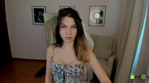 Selena online show from 30, 1, 2025