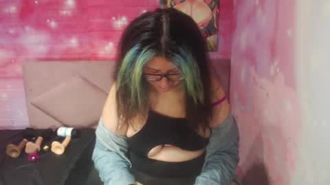 Selena Priscilla Blair Montenegro online show from 16, 1, 2025