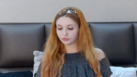 Snapshot of selenahanson chatting on 17, 6, 2026 SelenaHanson online show from 17, 6, 2026