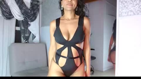 Selene online show from 8, 2, 2026