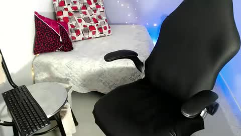 selene online show from 31, 1, 2025