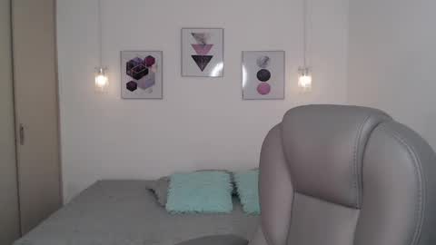 selene_rouse_ online show from 20, 5, 2026