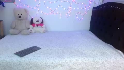 Selene G  online show from 31, 3, 2026