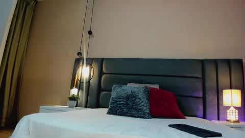 Selene Lujan online show from 1, 10, 2025