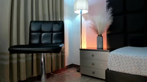 Selene Lujan online show from 6, 1, 2026