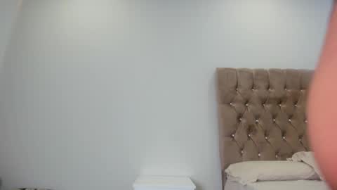 Selene online show from 2, 10, 2025