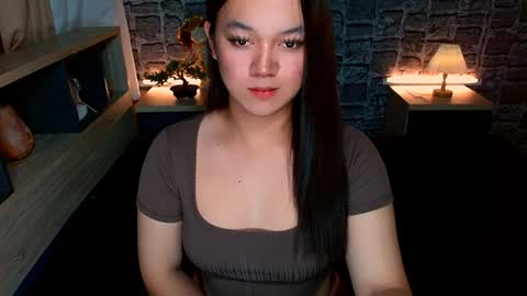 Snapshot of selenesantiago chatting on 19, 12, 2024 joan online show from 19, 12, 2024