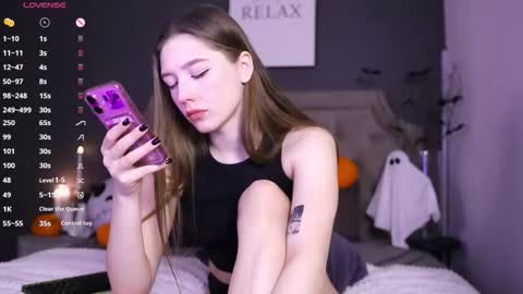 Snapshot of selestarobertson chatting on 24, 10, 2025 Selesta online show from 24, 10, 2025