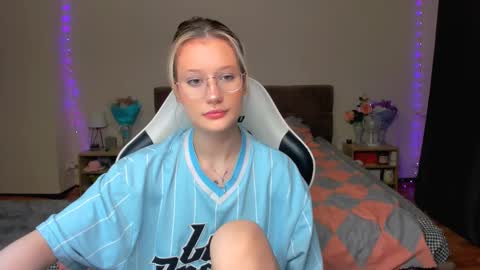 Simon and Alice online show from 18, 10, 2025