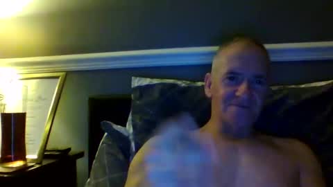 selfsucker28772 online show from 30, 11, 2025