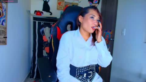  Selinna Kyle  online show from 5, 4, 2026