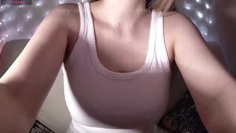 Snapshot of sellapink chatting on 27, 1, 2025 My name is Sella and im Bisexual online show from 27, 1, 2025