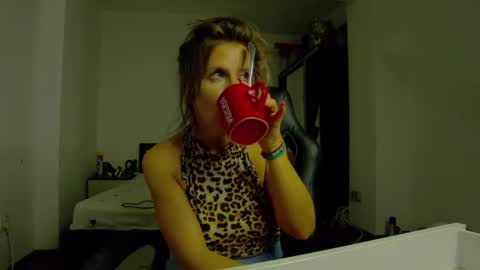 Snapshot of sellena_angel chatting on 21, 6, 2026 sellena_angel online show from 21, 6, 2026
