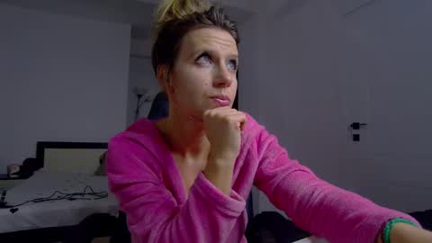 sellena_angels online show from 9, 4, 2026