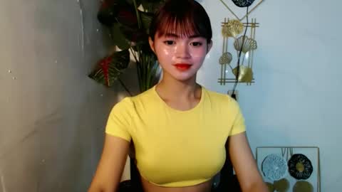 sensational_yeng online show from 9, 4, 2026