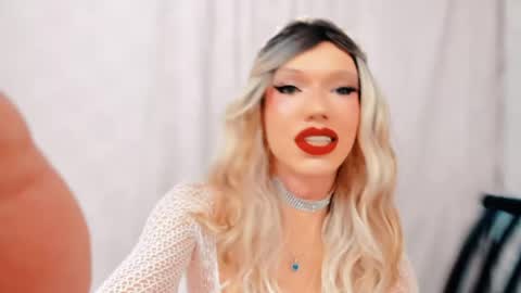 Mia online show from 1, 5, 2026