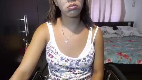 Snapshot of sensual_natalie chatting on 3, 2, 2025 sensual_natalie online show from 3, 2, 2025