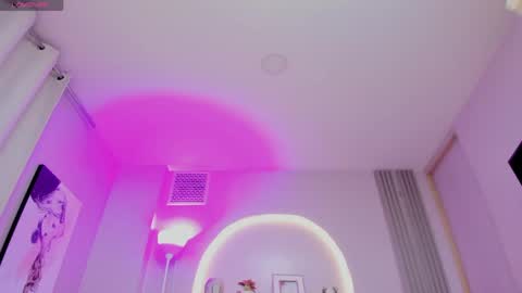 sensual_shanel online show from 12, 4, 2026