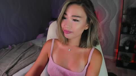 Snapshot of sensualily chatting on 8, 6, 2026 Kiki online show from 8, 6, 2026