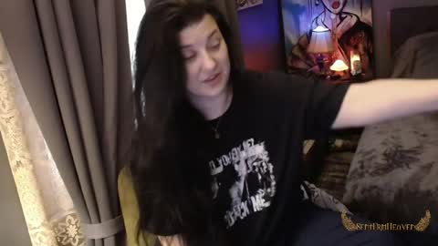 Snapshot of sentfrmheaven chatting on 7, 5, 2026 Tara online show from 7, 5, 2026