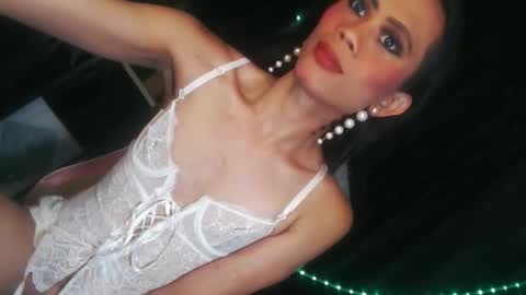 senyora_evangelista online show from 15, 4, 2026
