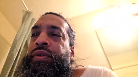 Snapshot of serani02 chatting on 16, 4, 2026 Serani online show from 16, 4, 2026