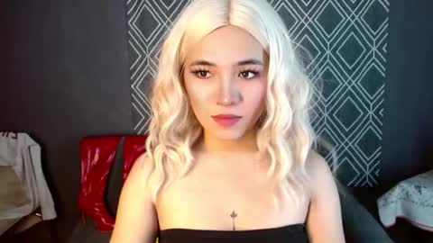 Chloe online show from 14, 10, 2025