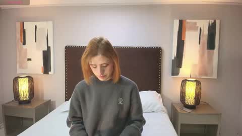 Snapshot of seraphine_star chatting on 2, 10, 2025 Seraphine star online show from 2, 10, 2025