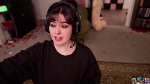 Snapshot of serareads chatting on 1, 2, 2025 SeraReads online show from 1, 2, 2025