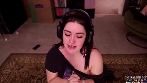 Snapshot of serareads chatting on 16, 2, 2025 SeraReads online show from 16, 2, 2025