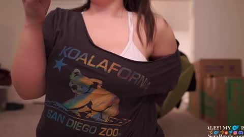 Snapshot of serareads chatting on 24, 2, 2025 SeraReads online show from 24, 2, 2025